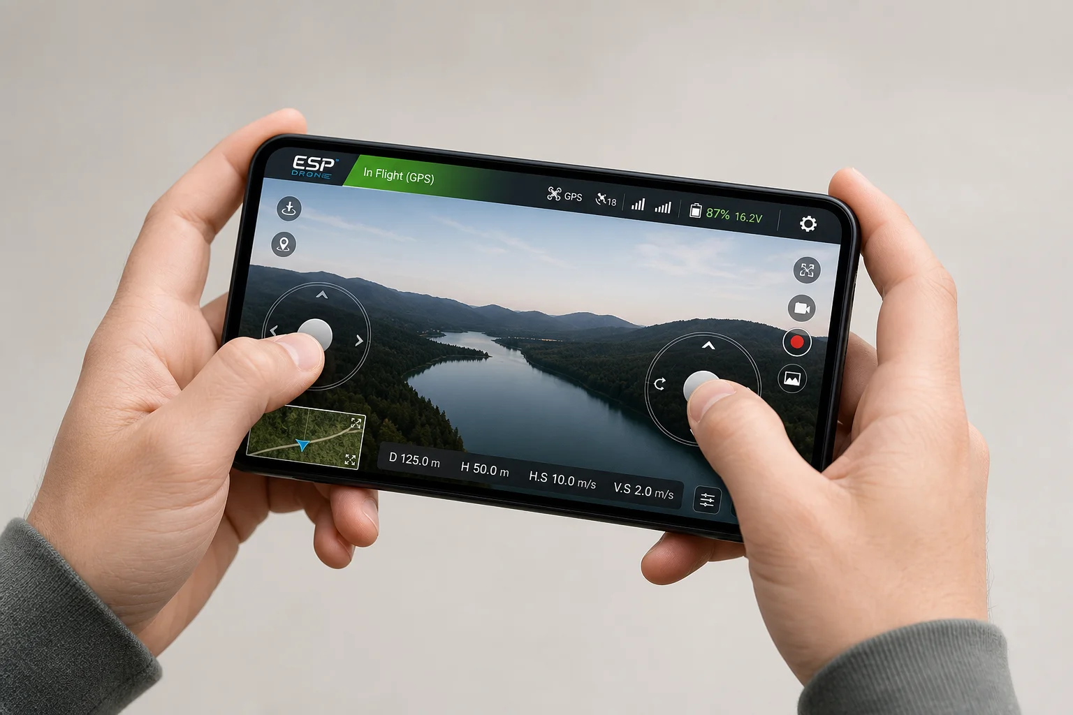 Smartphone che mostra l'interfaccia del controller dell'app ESP Drone con controlli a joystick