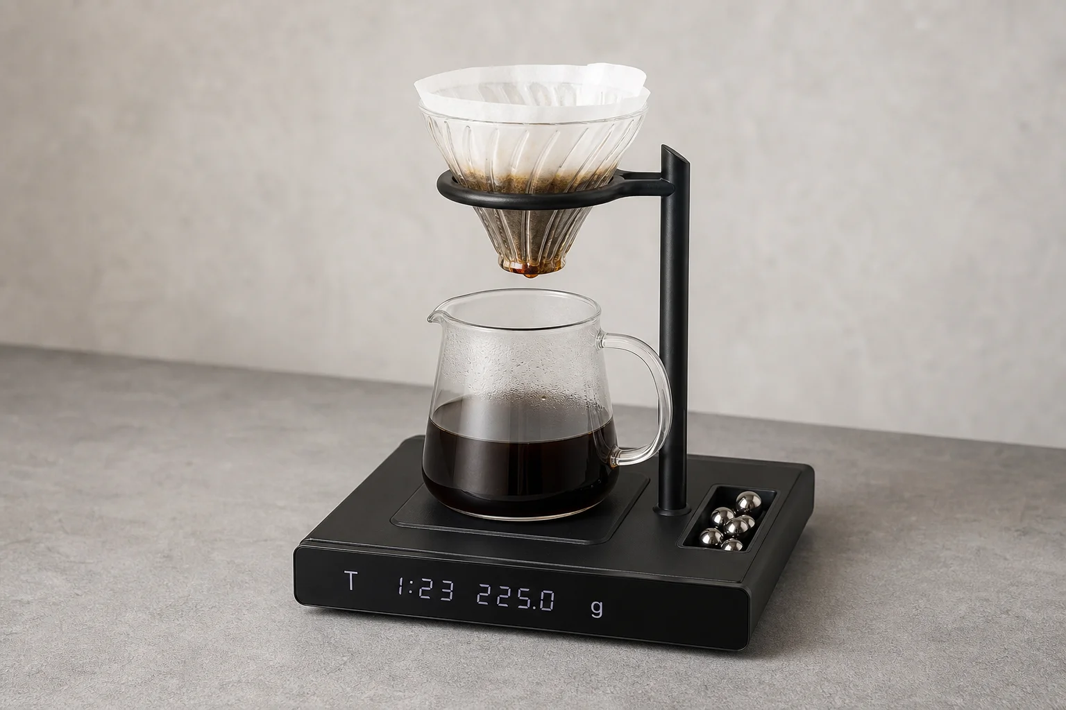 MHW-3Bomber Cube Pro Max scale with larger weighing surface and pour over stand
