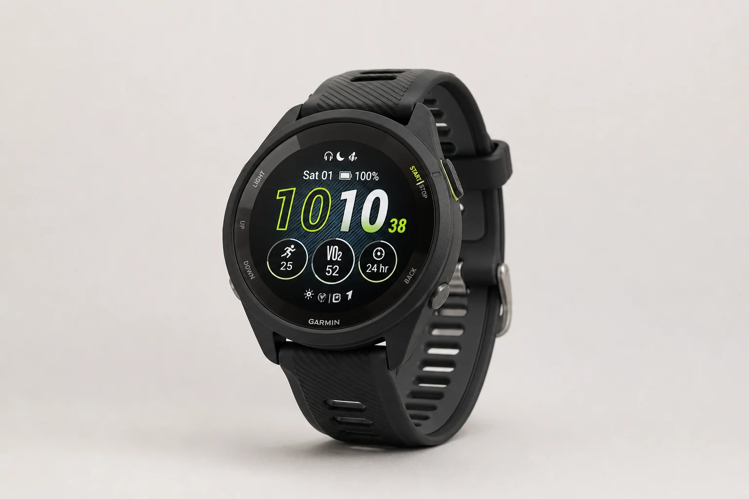 Sammlung von fünf Garmin Sportuhren auf einer Oberfläche aus gebürstetem Aluminium