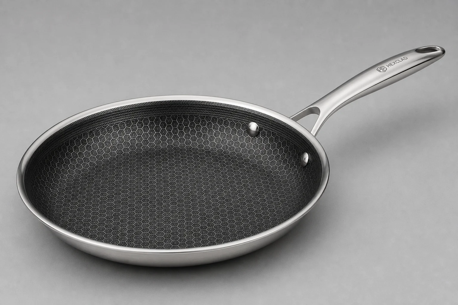 HexClad Hybrid Cookware Review: Versatile Performance With Real Trade-Offs cover image