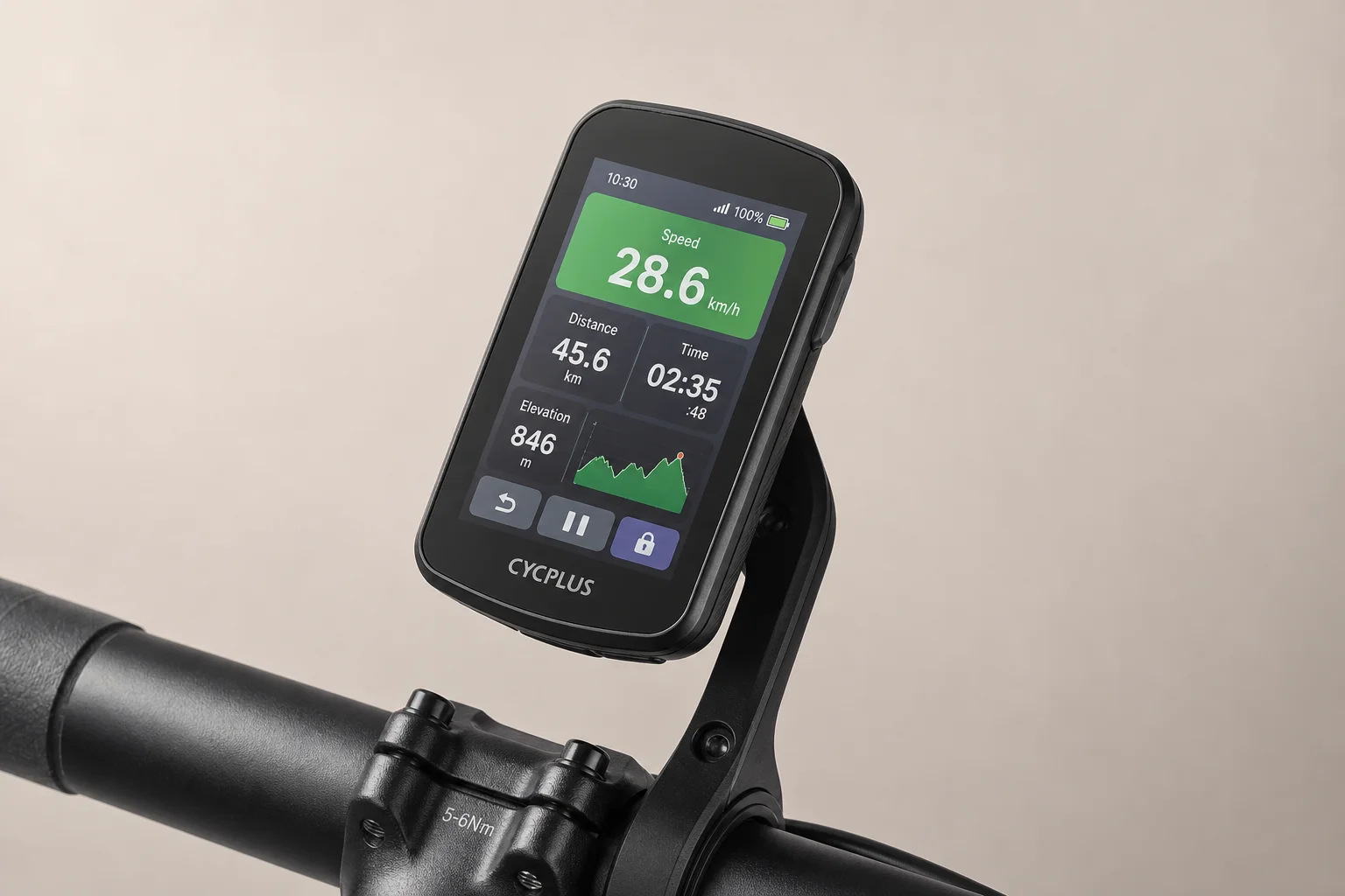 Cuso CS300 und iGPSPORT BSC300 Fahrradcomputer nebeneinander auf neutralem Hintergrund